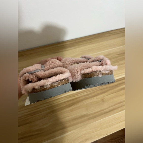 BIRKENSTOCK Arizona Big Buckle Shearling
Shearling - Teddy Crystal Rose - Picture 10 of 10